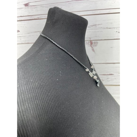 Silver Magnetic Healing Beaded‎ Dolphin Pendant Necklace - Picture 4 of 8